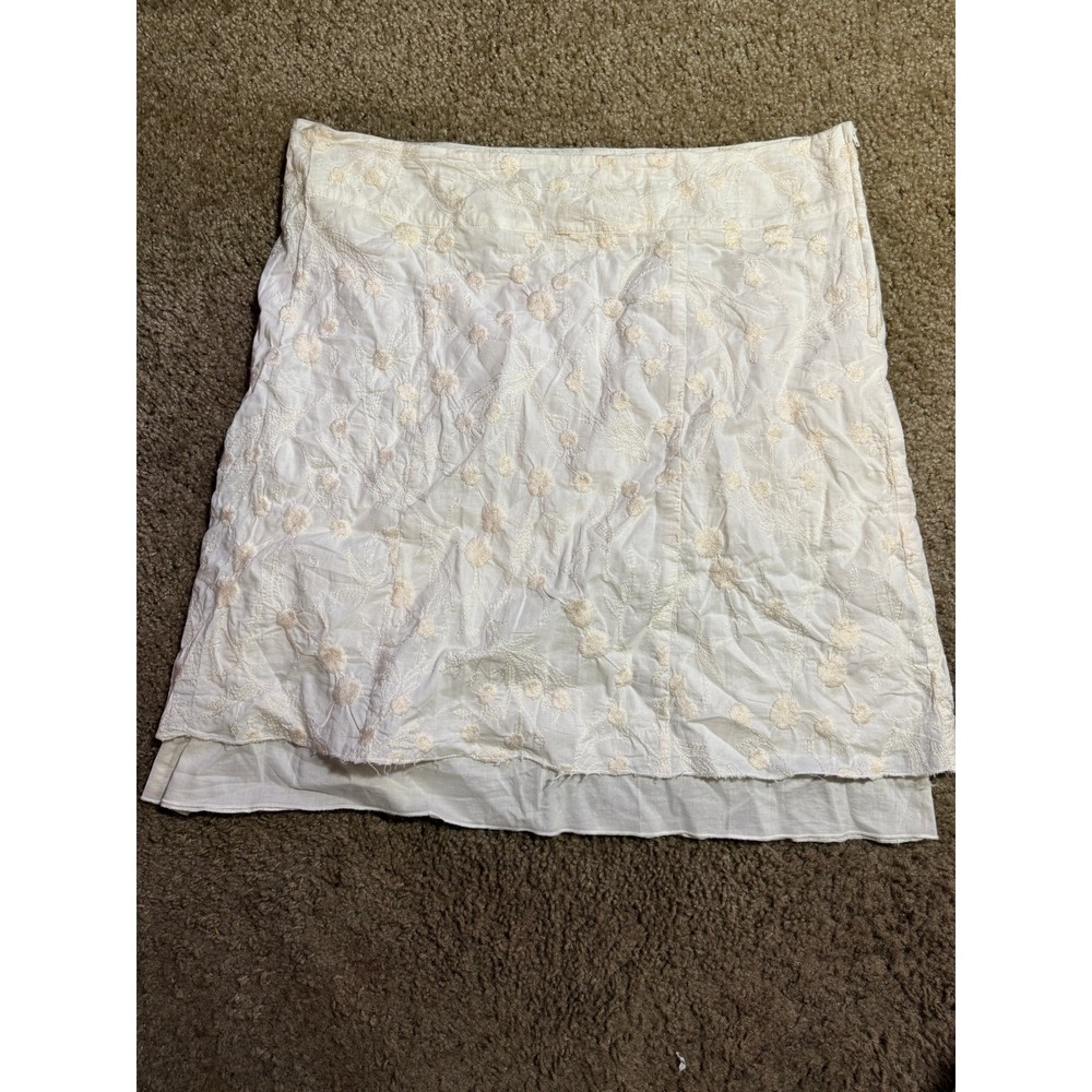 HM Cream Floral Eyelet Embroidered Mini Skirt Size 12 Boho Cottagecore Tiered - Picture 2 of 5